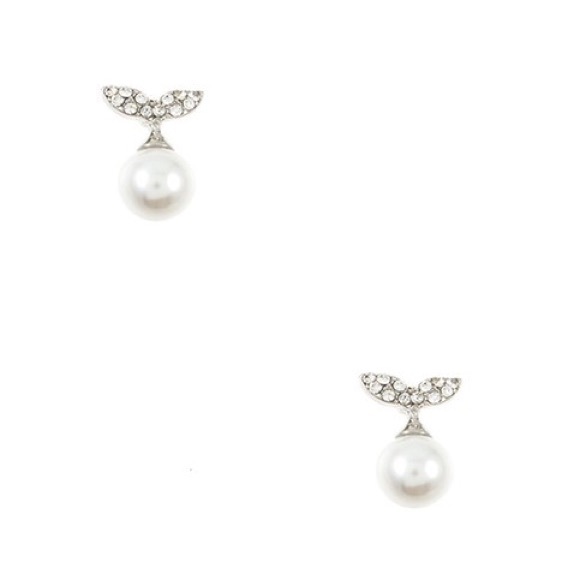 Jewelry - Silver Pearl Whale Mermaid Tail Post Earrings